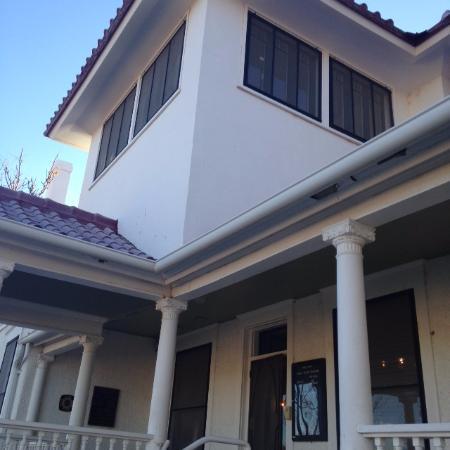 Bond House Historic Site