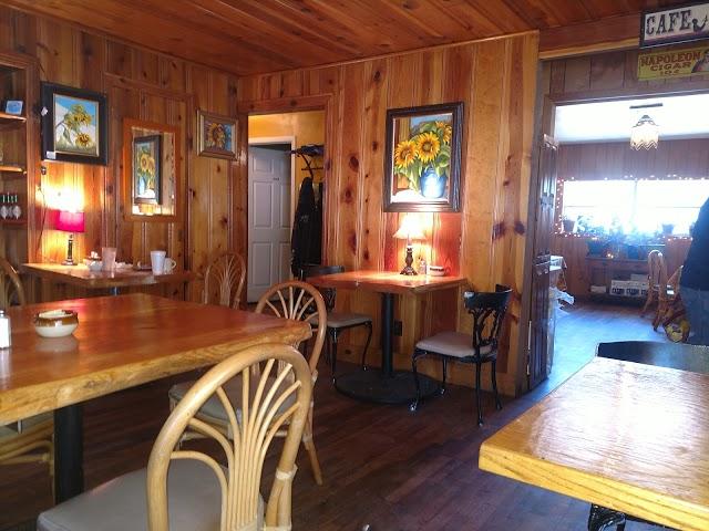 Tina's Cafe