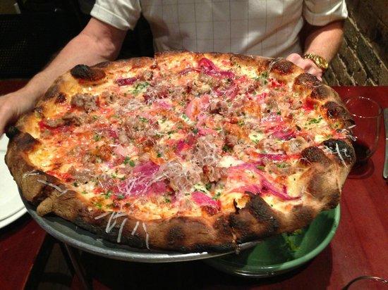 Farina Alto Pizzeria & Wine Bar