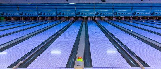 Silva Lanes Bowling Center