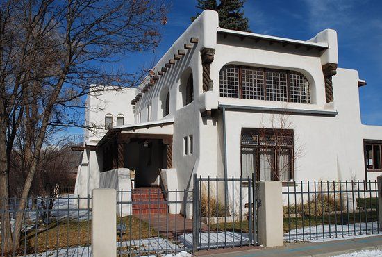 Taos Art Museum