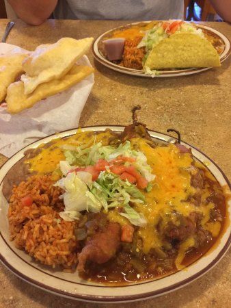 El Charritos Mexican Restaurant